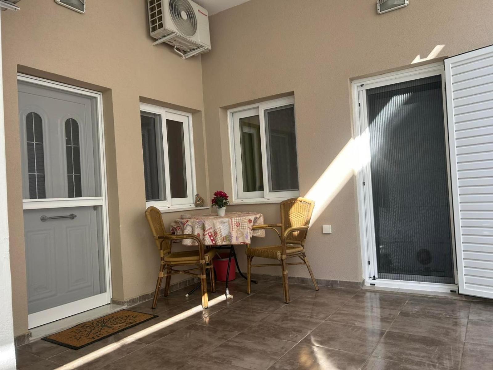 Joanna'S Place Артемида Екстериор снимка